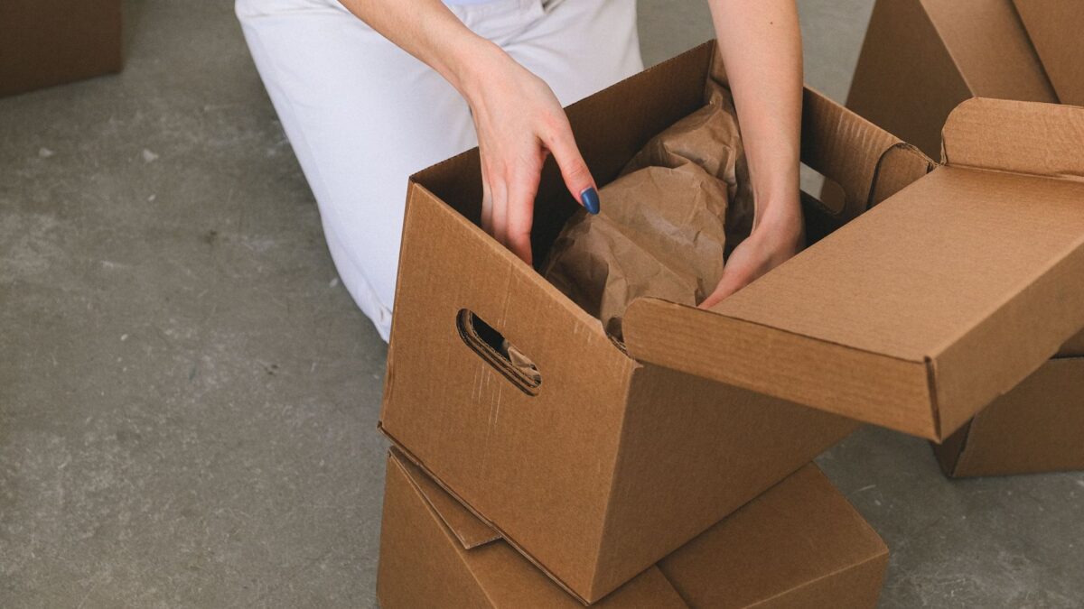 Verhuisdozen inpakken: slim, gelabeld en breukvrij
